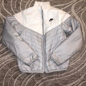 Nike puffer jacket XS